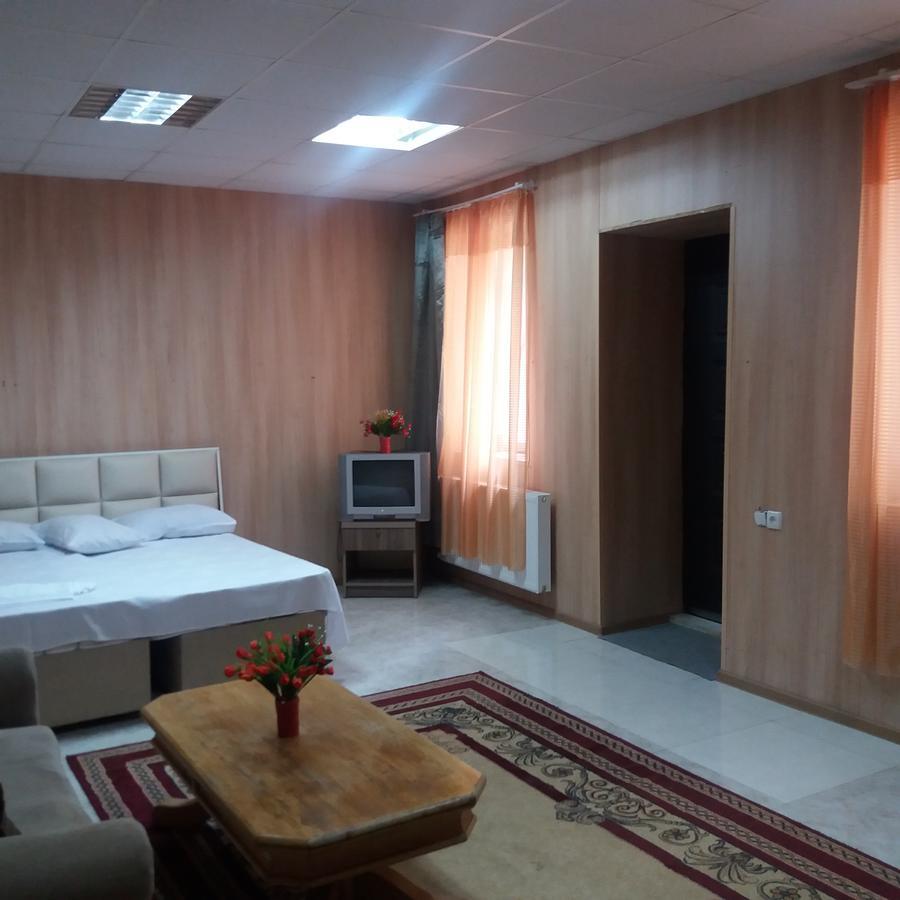 Hostel Anna 博尔若米 外观 照片
