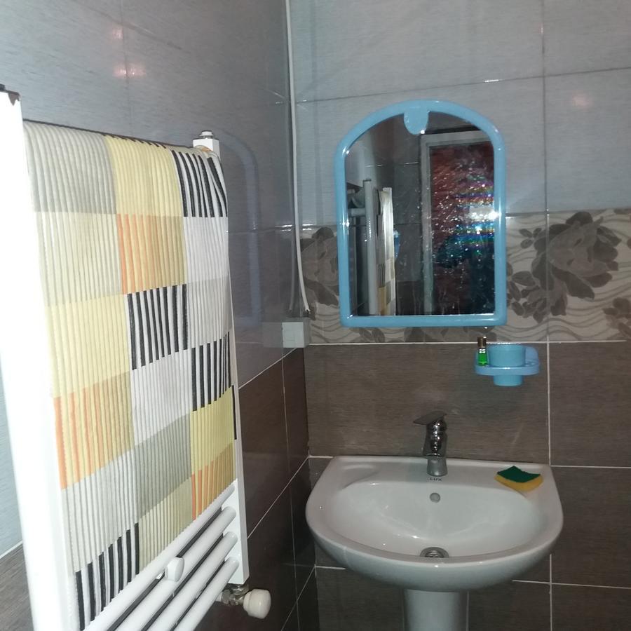 Hostel Anna 博尔若米 外观 照片